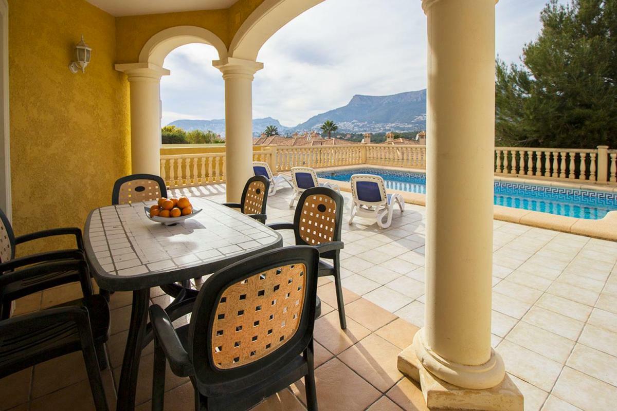 Villa 4-bedroom Mikaela With The Swimming Pool In *