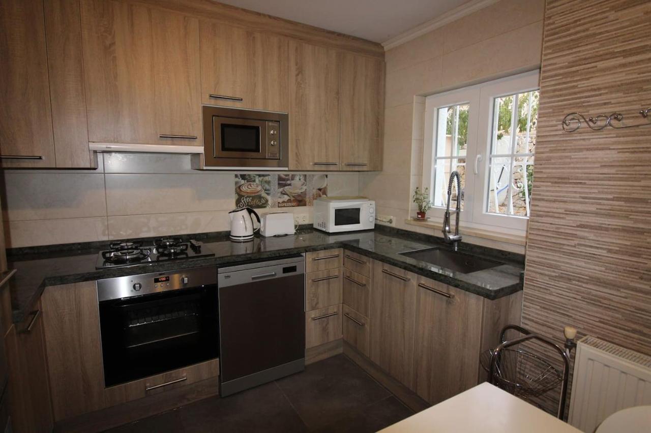 Belucra,10p,seaview,jacuzzi,pool Villa