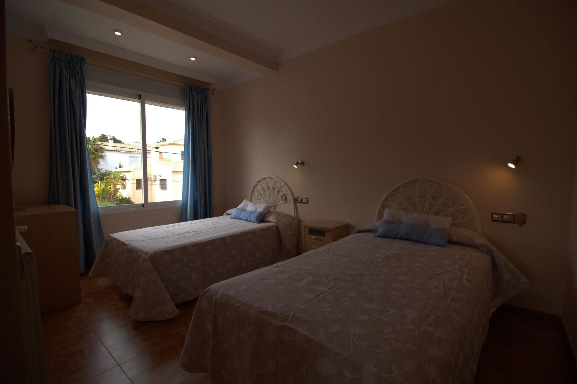 With 2 Bedrooms In Calpe, With Wonderful Sea View, Private Pool Villa Calpe