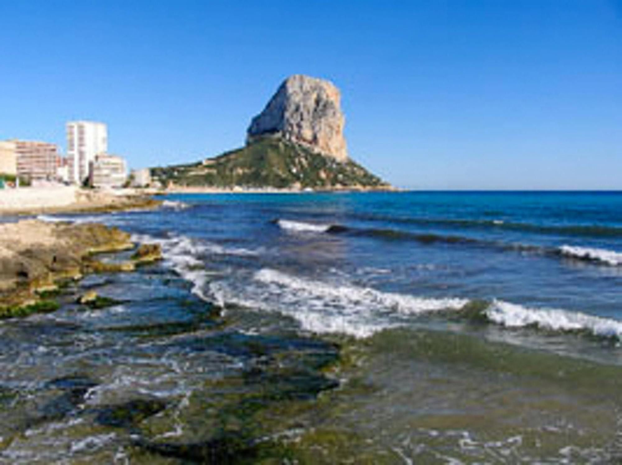 With 2 Bedrooms In Calpe, With Wonderful Sea View, Private Pool Villa *