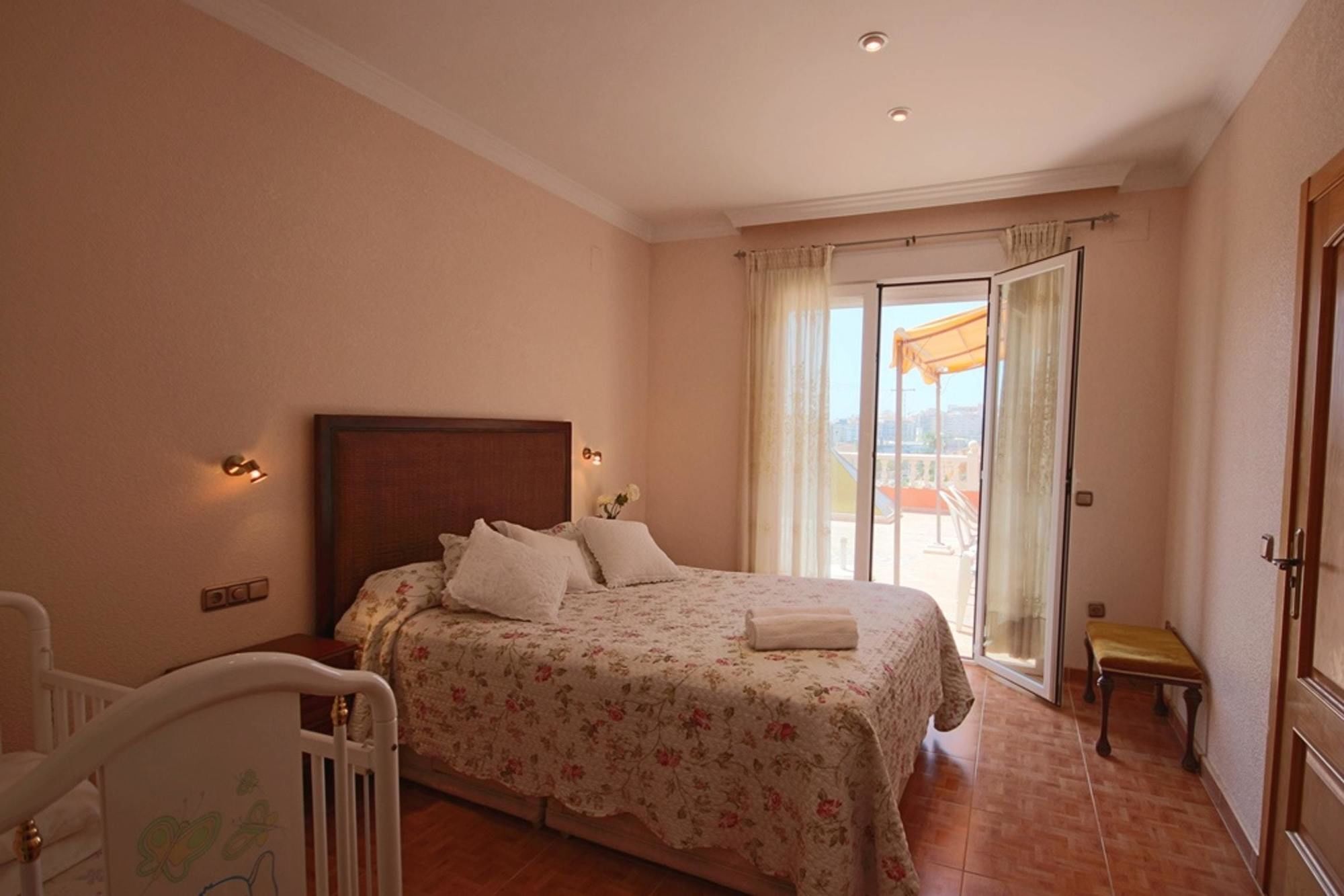 With 2 Bedrooms In Calpe, With Wonderful Sea View, Private Pool *