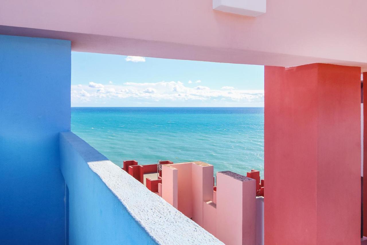 Coral In Muralla Roja