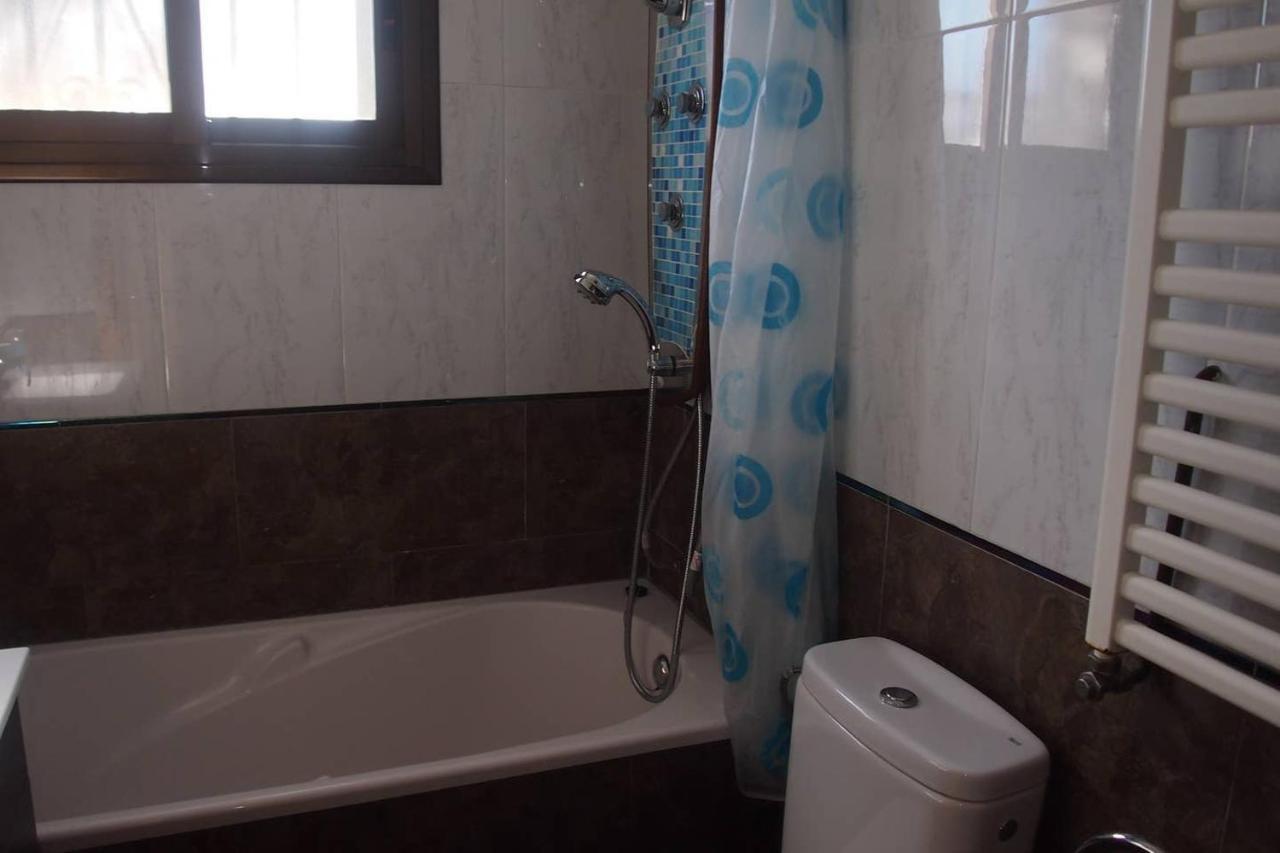 Villa Adelfas