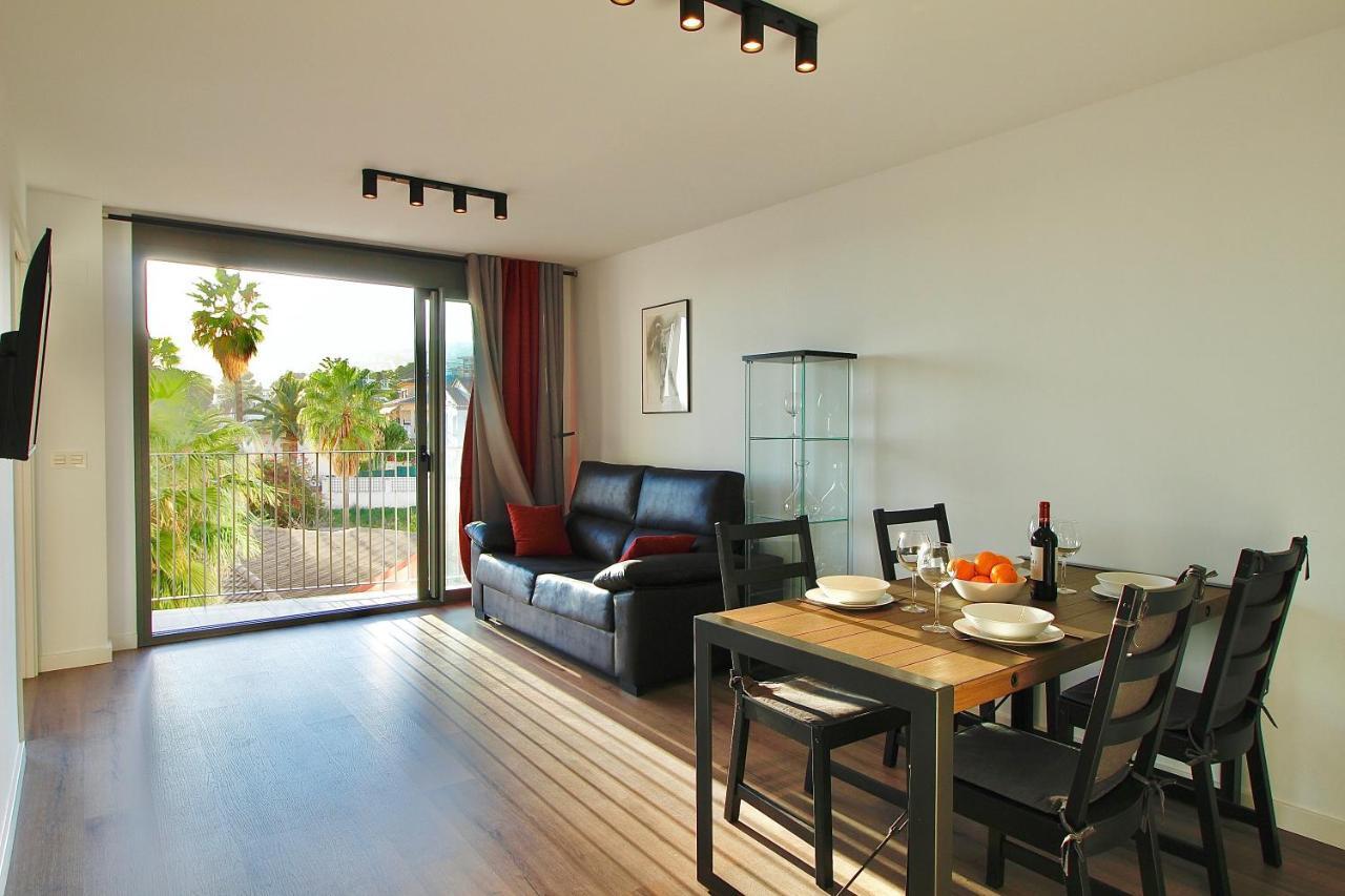 Beautiful Cozy Seaside Aquarelle In Apartment