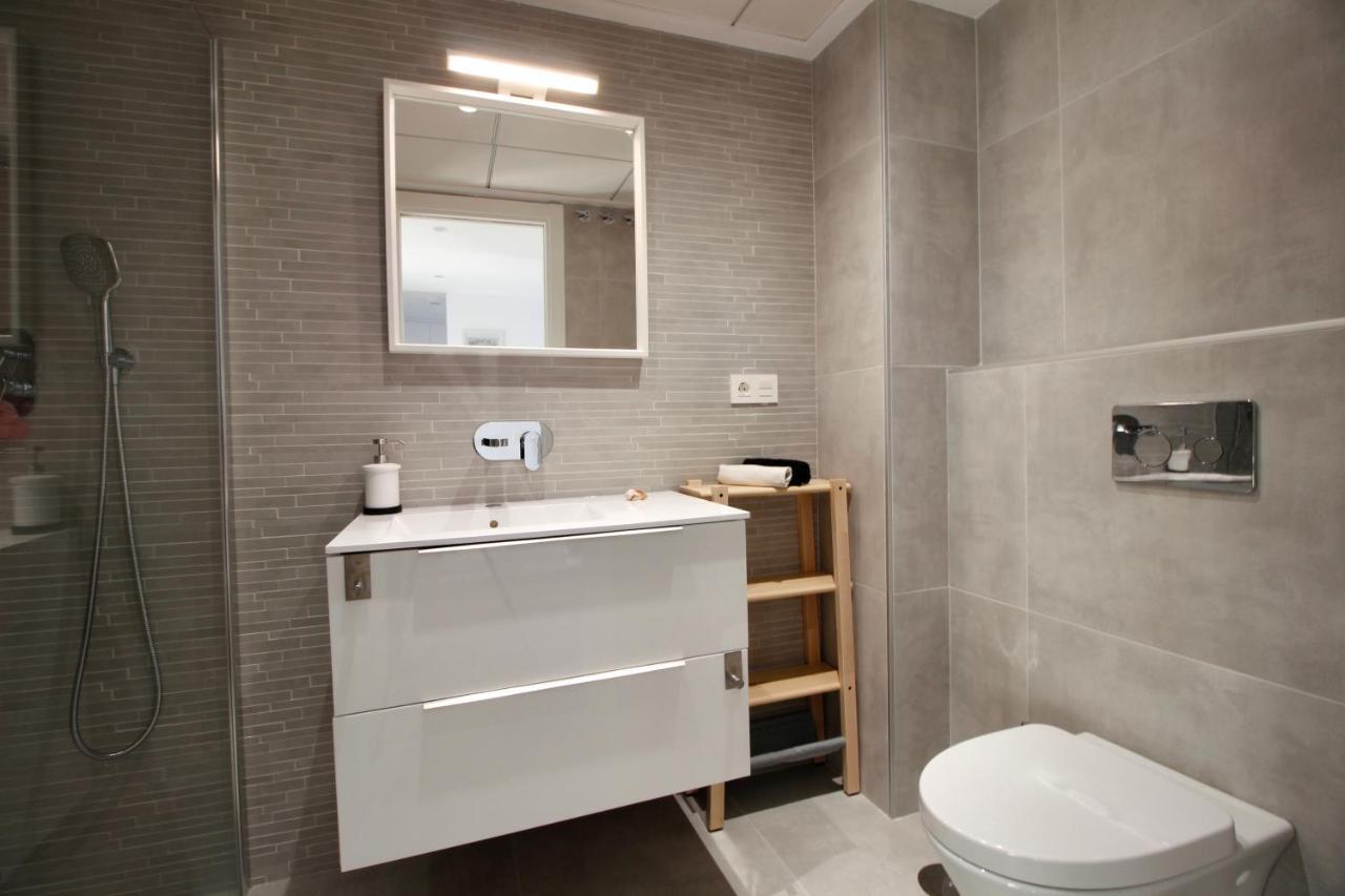 Beautiful Cozy Seaside Aquarelle In Calpe