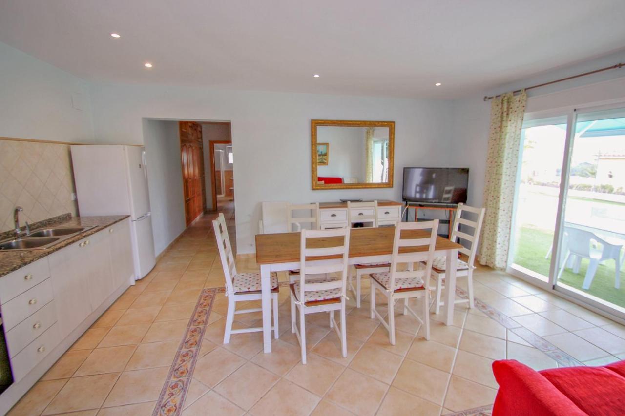 Gema - Pretty With Private Pool In Calpe