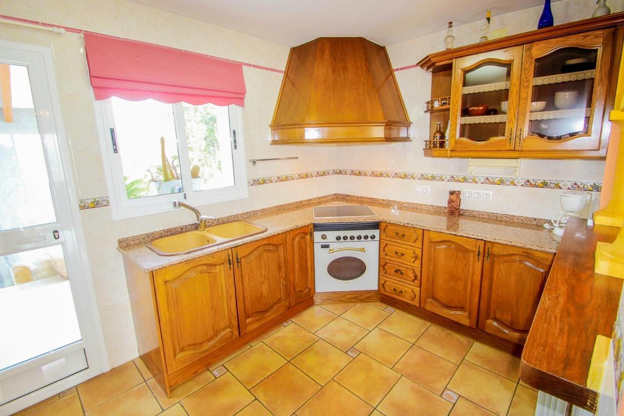 Gema - Pretty With Private Pool In Villa Calpe
