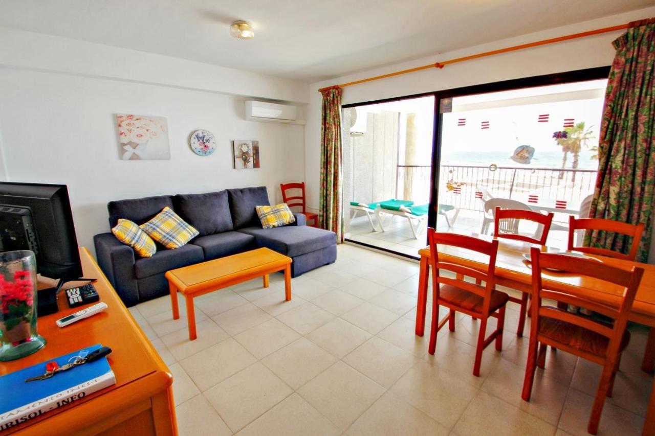 Ines-1 - Oceanfront In Apartment *