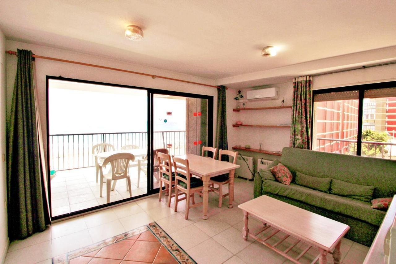 Ines-3 - Oceanfront In Apartment *