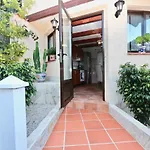 Villa In Maryvilla