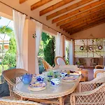 Villa Flamenco