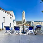 Villas Guzman - Cucarres