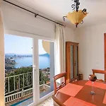 Villa Con Piscina Y Vistas Al Mar - Mar 27 H