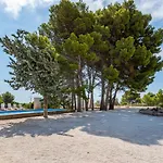 Villa Estacion - Plusholidays