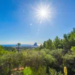 Villa Moskoa - Plusholidays