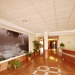 Coral Beach Apts