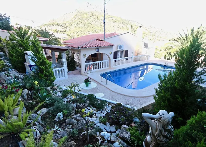 Villa In Maryvilla
