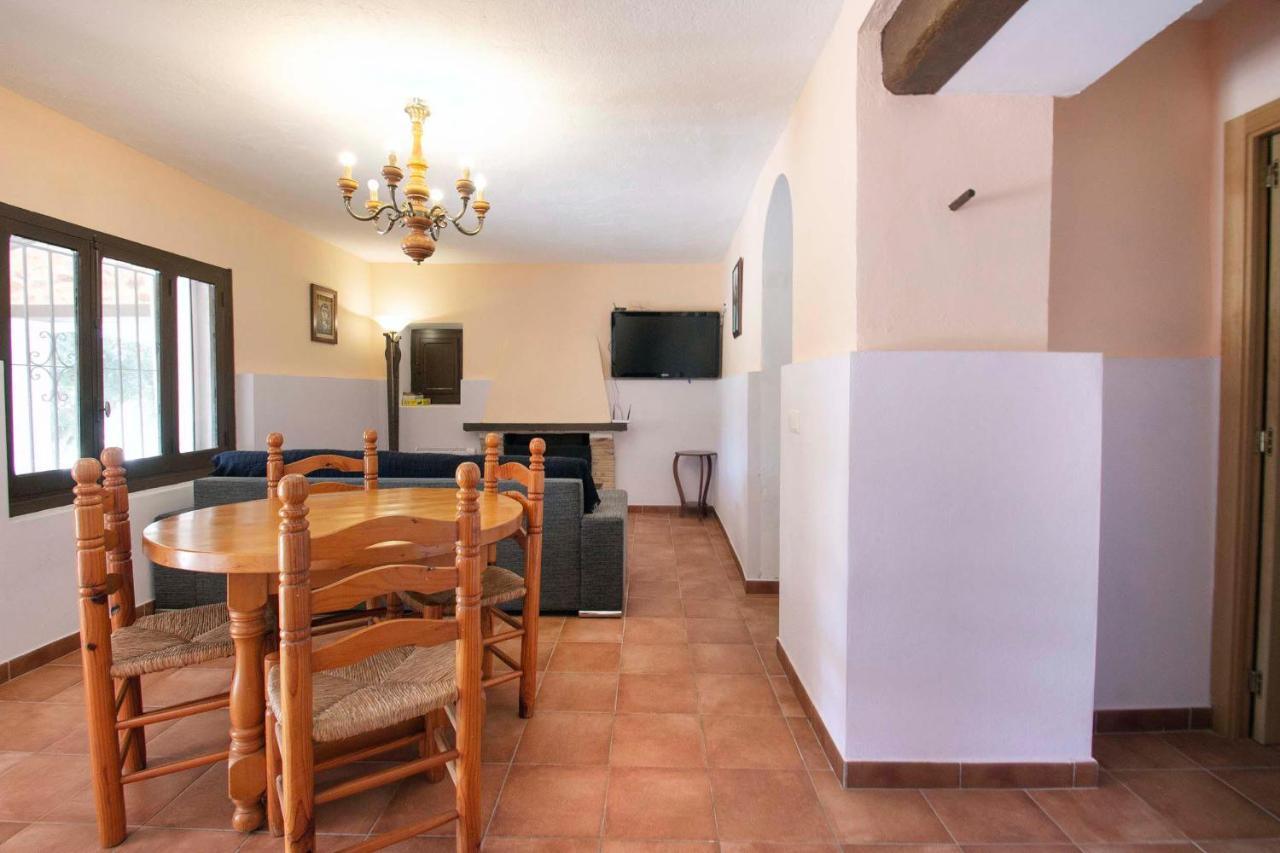 Melchora Villa *
