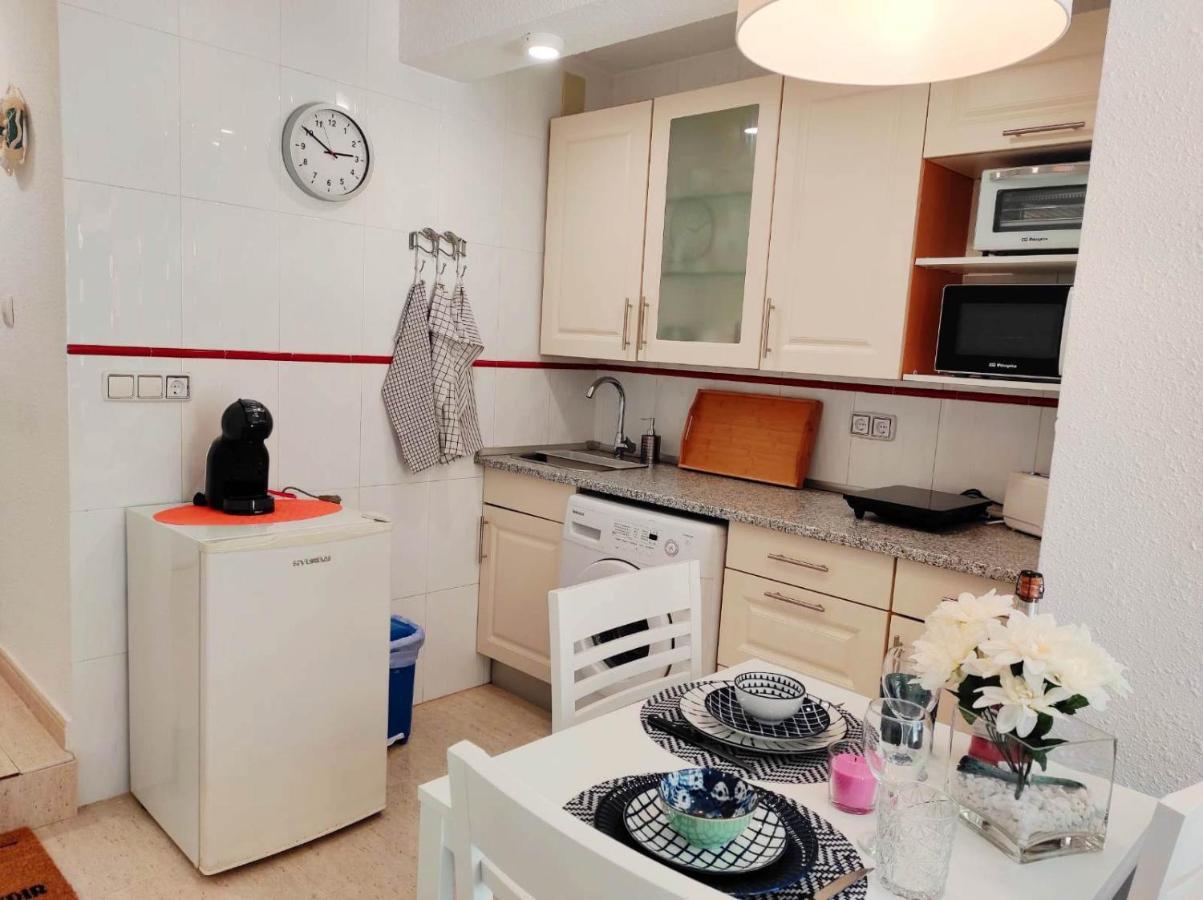 Estudio Reformado Cerca De La Playa, Ac, Wifi, Neftlix, Acepta Mascotas * Calpe