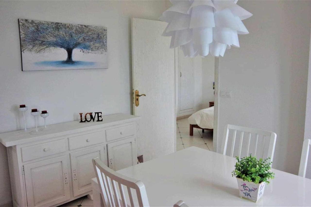 Apartamento 9e Mar2 3 *