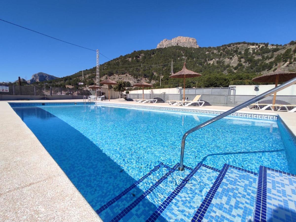 Precioso bungalow luminoso con piscina y terraza. Calpe