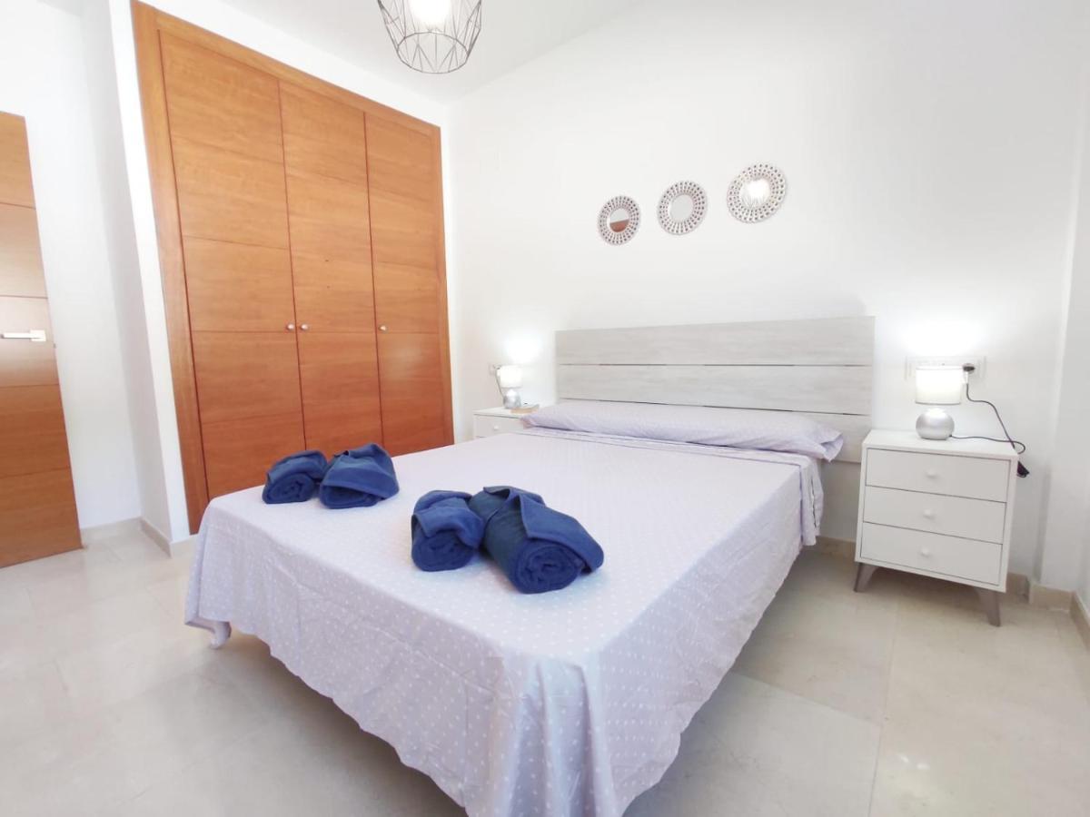 Сasa de vacaciones Precioso bungalow luminoso con piscina y terraza.