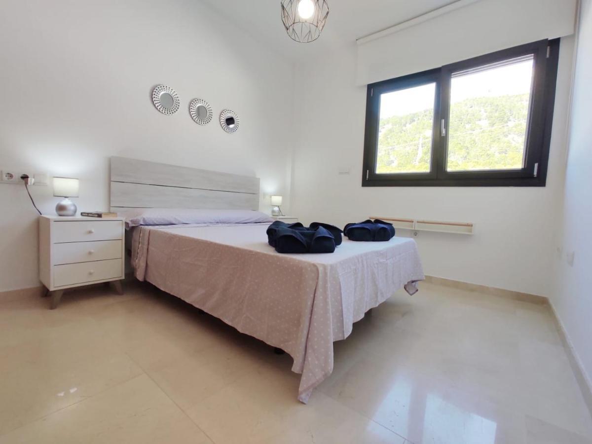 Сasa de vacaciones Precioso bungalow luminoso con piscina y terraza.