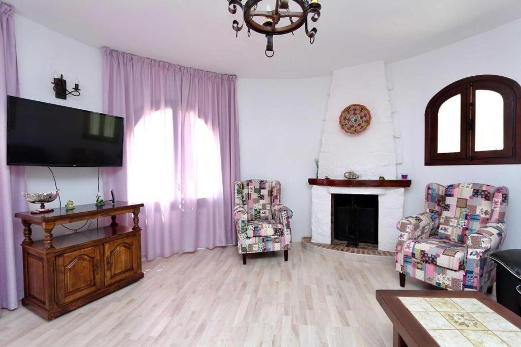 Villa 200 Meters From The Calpe