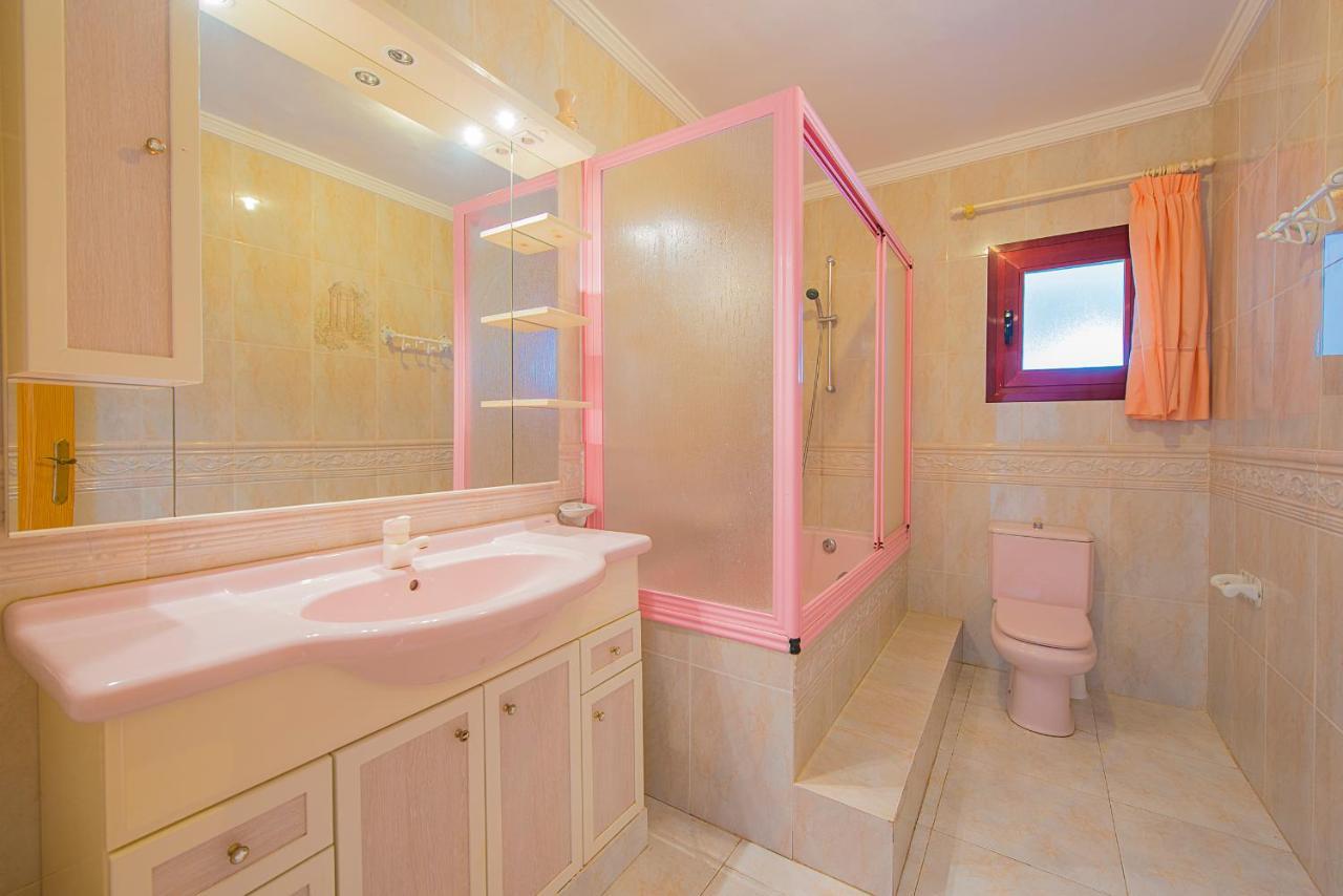 Lina Villa Calpe