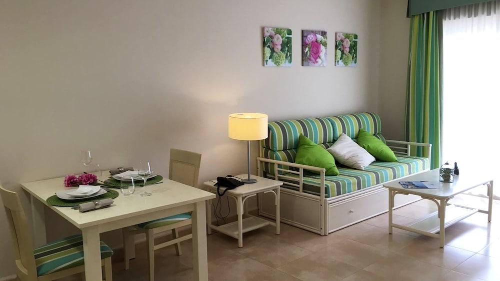 Ar Esmeralda Apartamento *