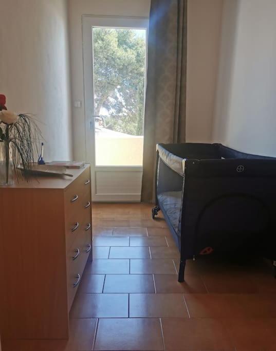 Villa Deanna Magnifique Vue Situe A 1,5 Km De La *