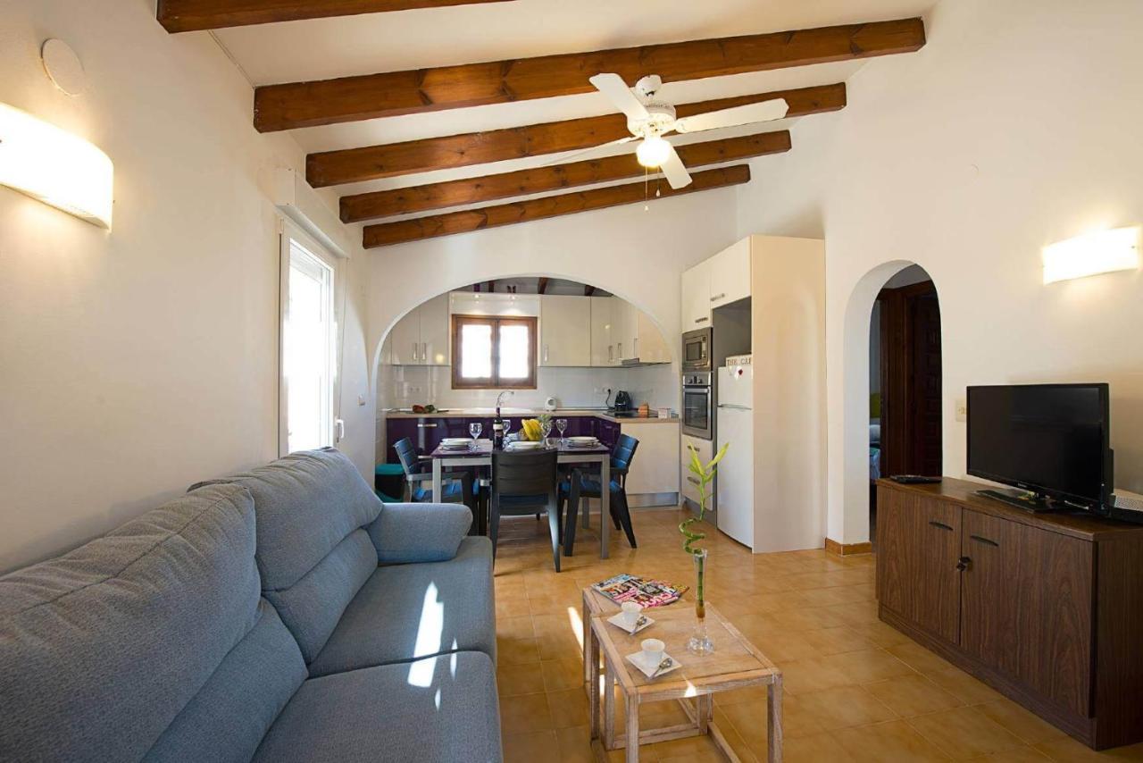 Neus - Plusholidays * Calpe