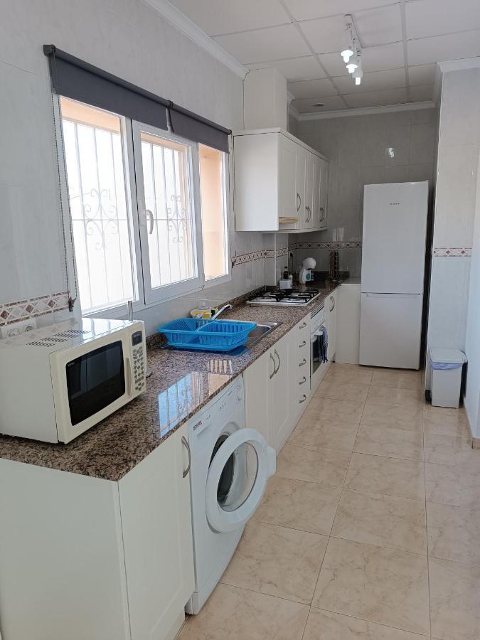 Noemi, Con Piscina Privada Pensión Calpe