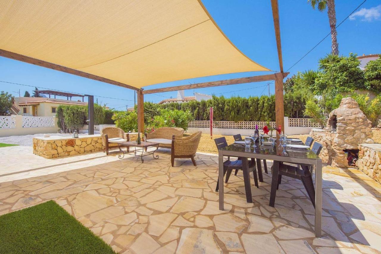 Neus - Plusholidays Villa *