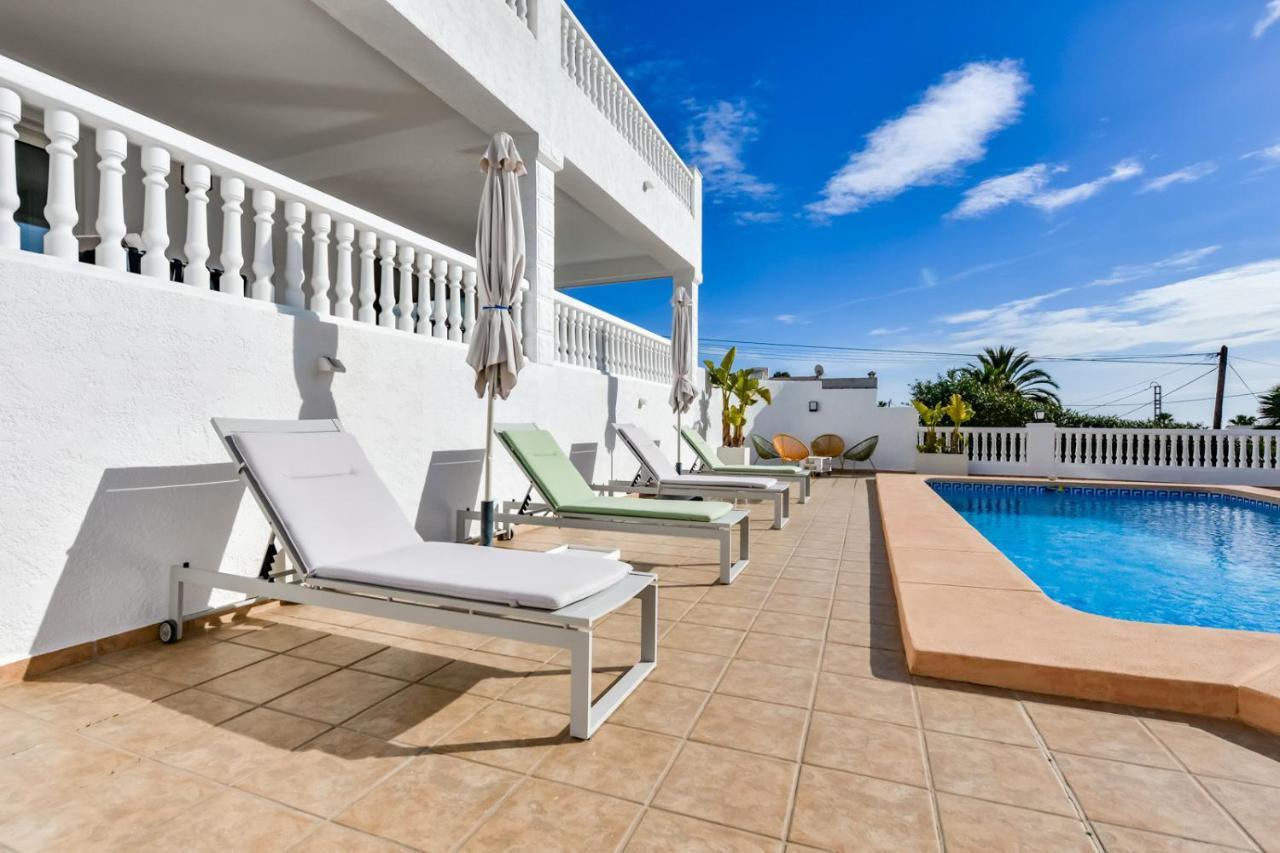 Villa Guzman - Anneida Calpe