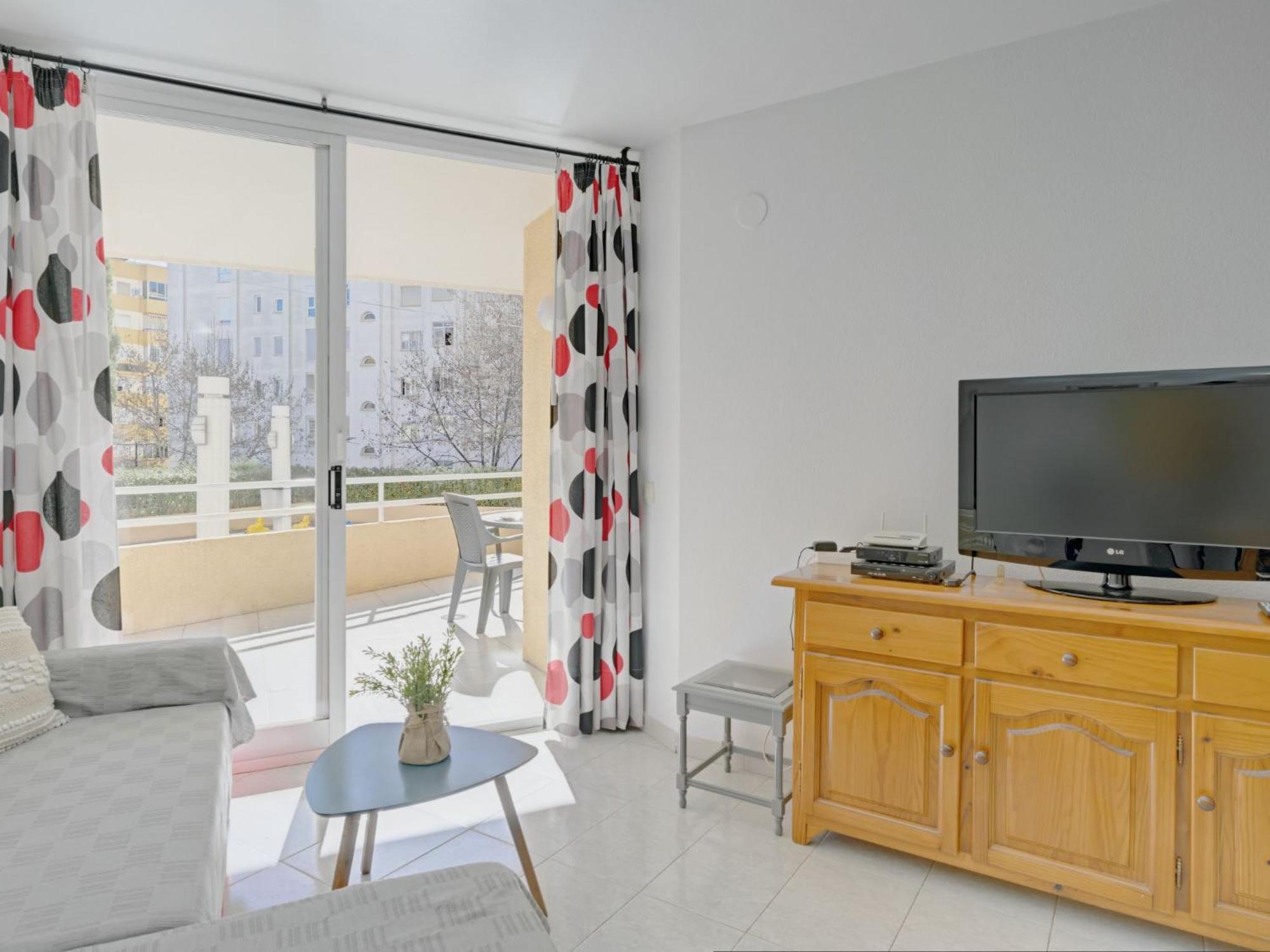 Apolo Vii-2 By Interhome