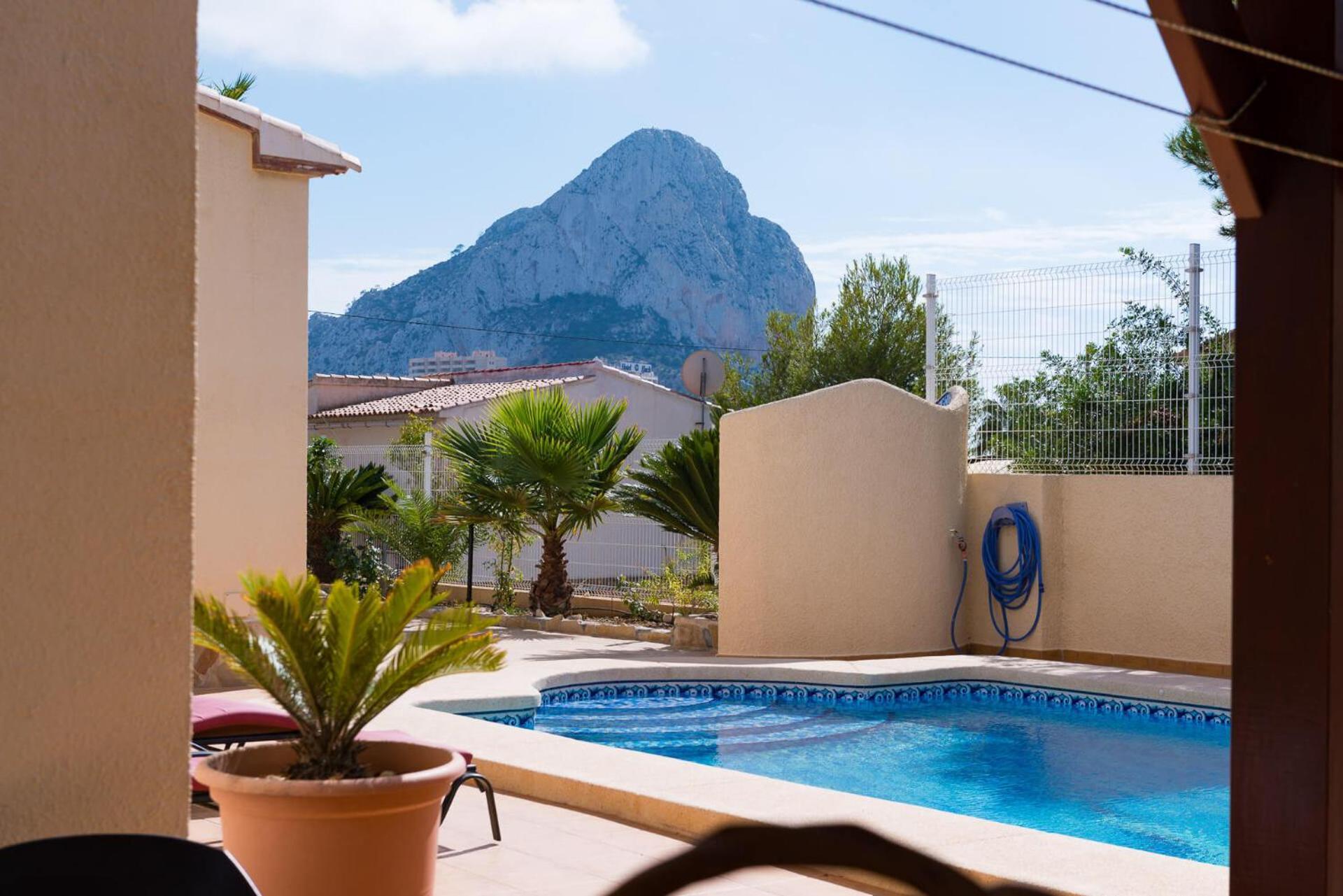 Amelia - Plusholidays * Calpe