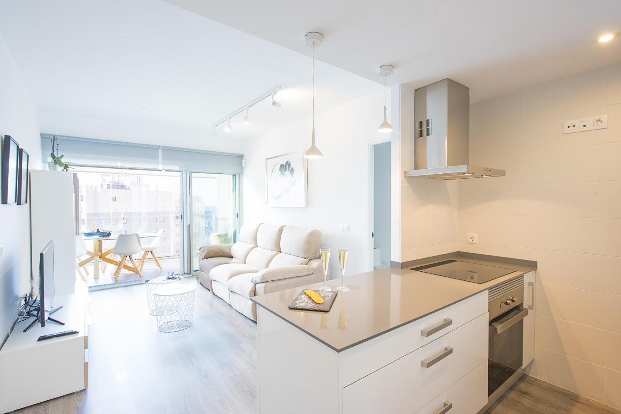 Natsu - Plusholidays Calpe
