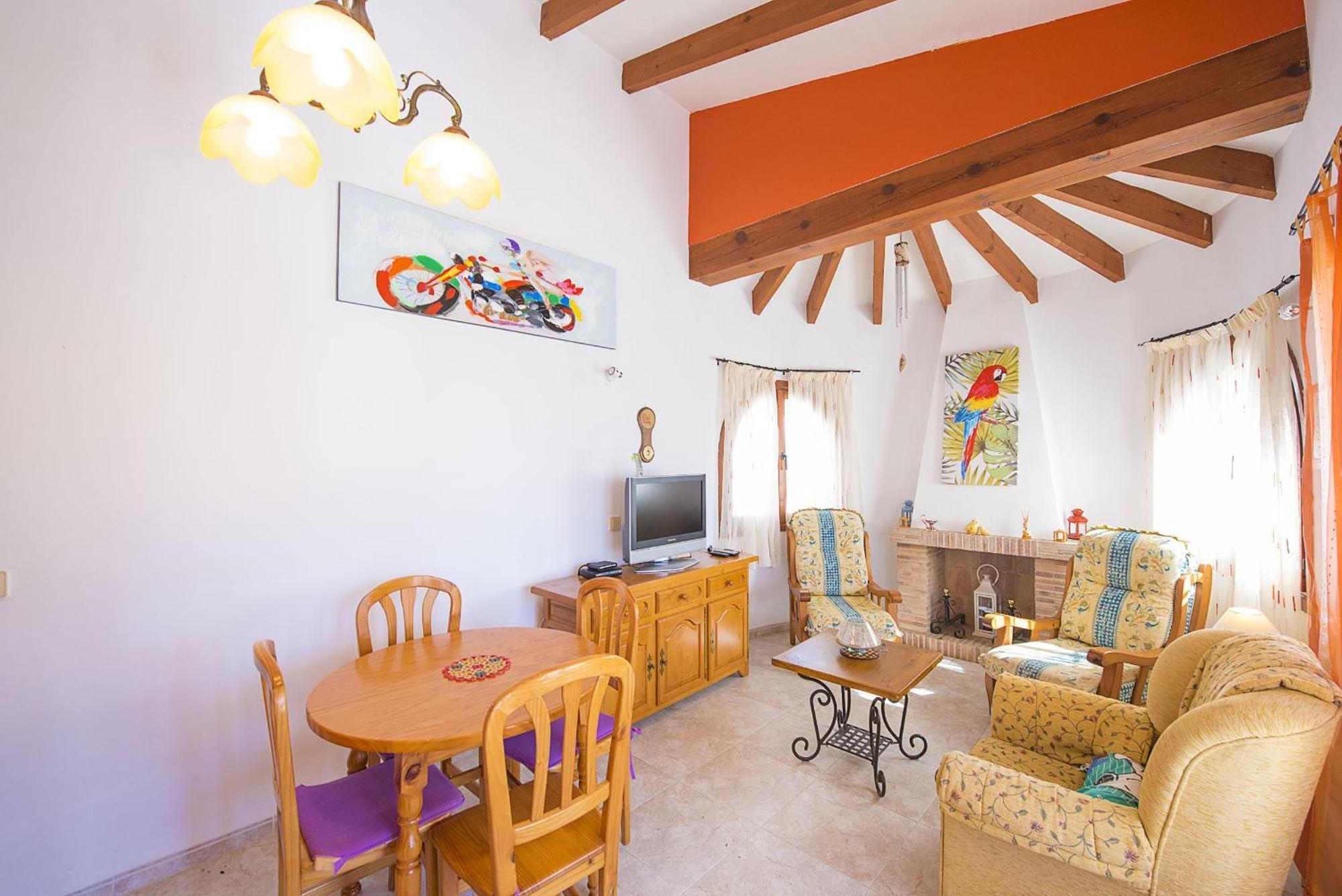 Michele - Plusholidays Villa Calpe