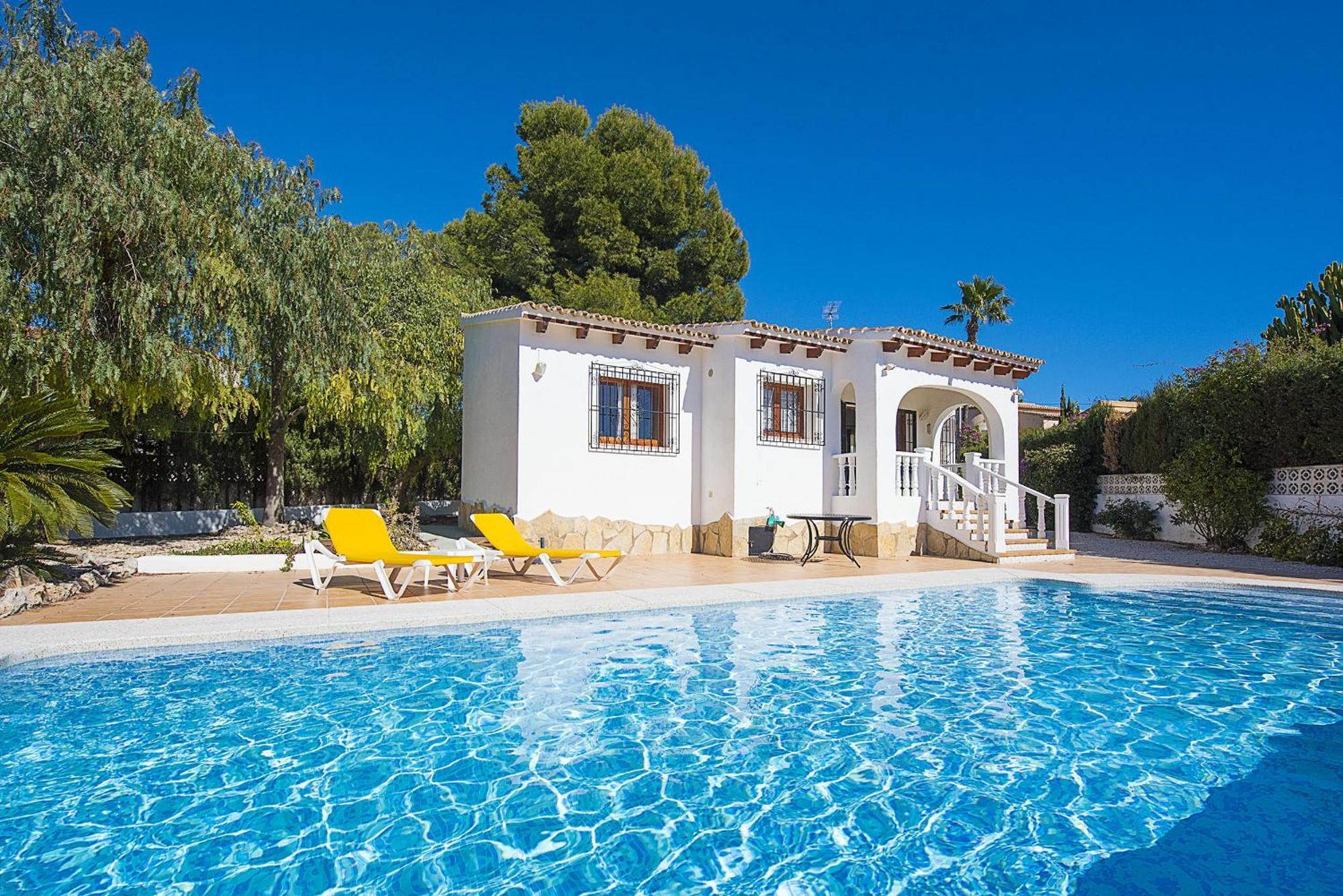 Michele - Plusholidays Villa Calpe