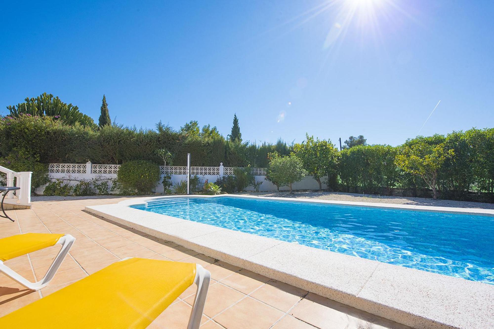 Michele - Plusholidays Villa Calpe