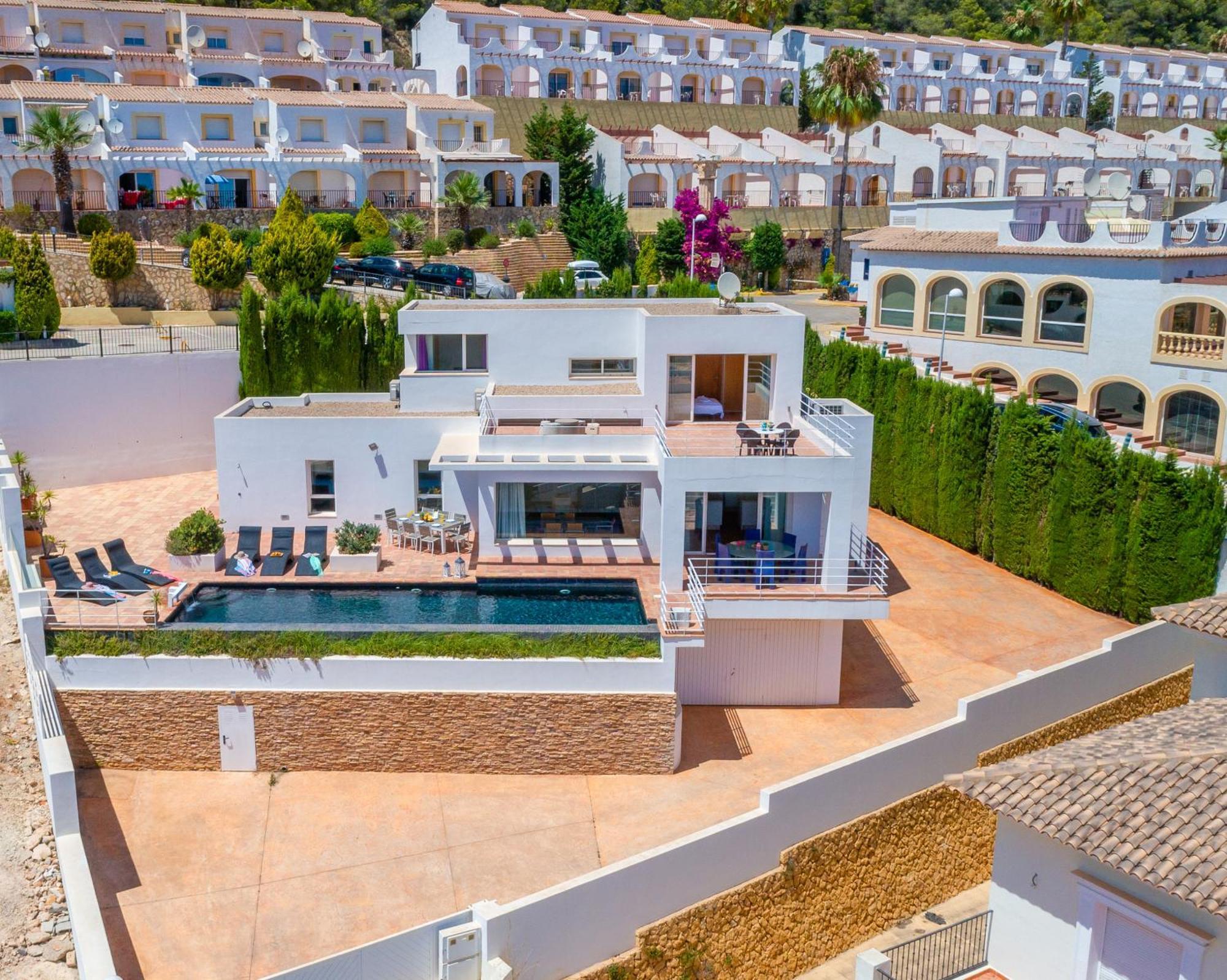 Moderna - Plusholidays Calpe