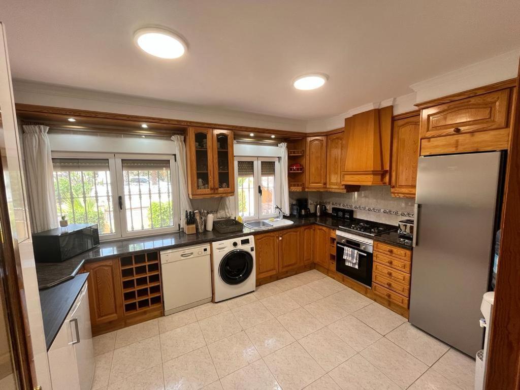 Casa Rose - 4-bed With Private Pool In Calpe