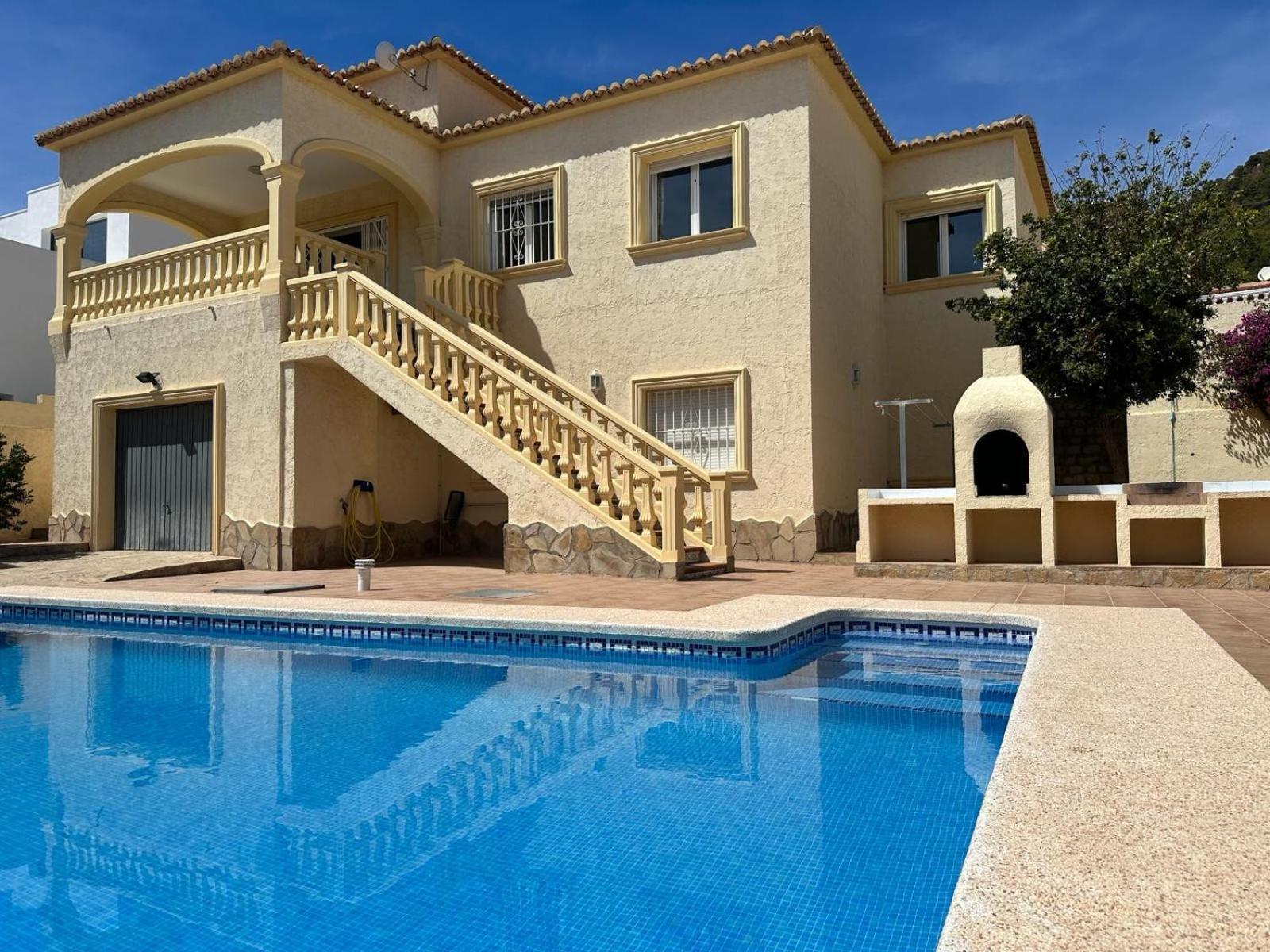Canuta De Ifach Villa
