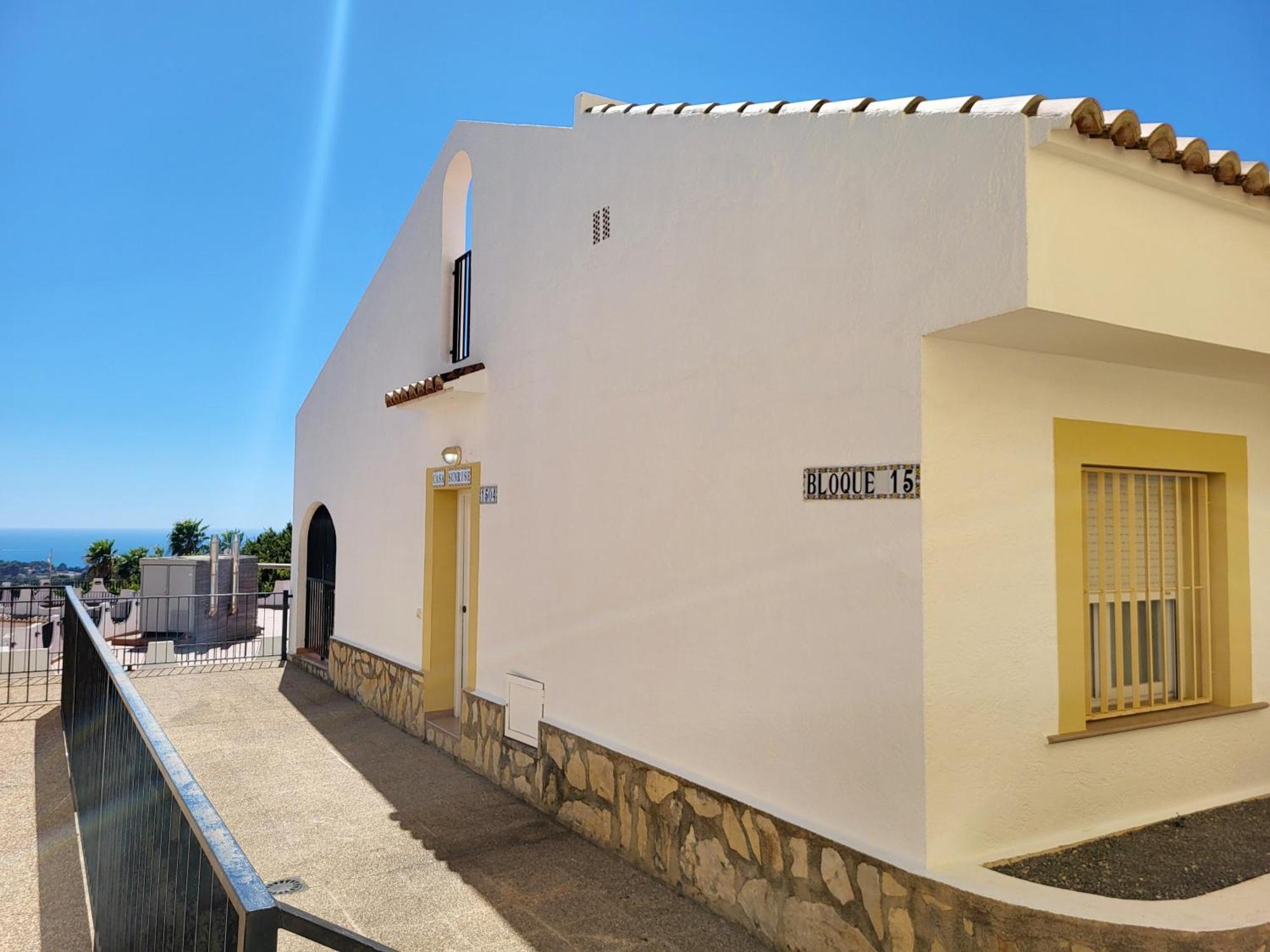 Casa Sunrise - Costa Blanca House With Rooftop, Swimming Pools And Panoramic Sea And Views