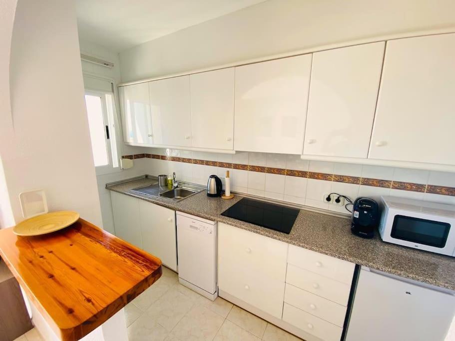 Apartamento Tucan - Imperial Park - Sea View, 6 Pools, Terrace *