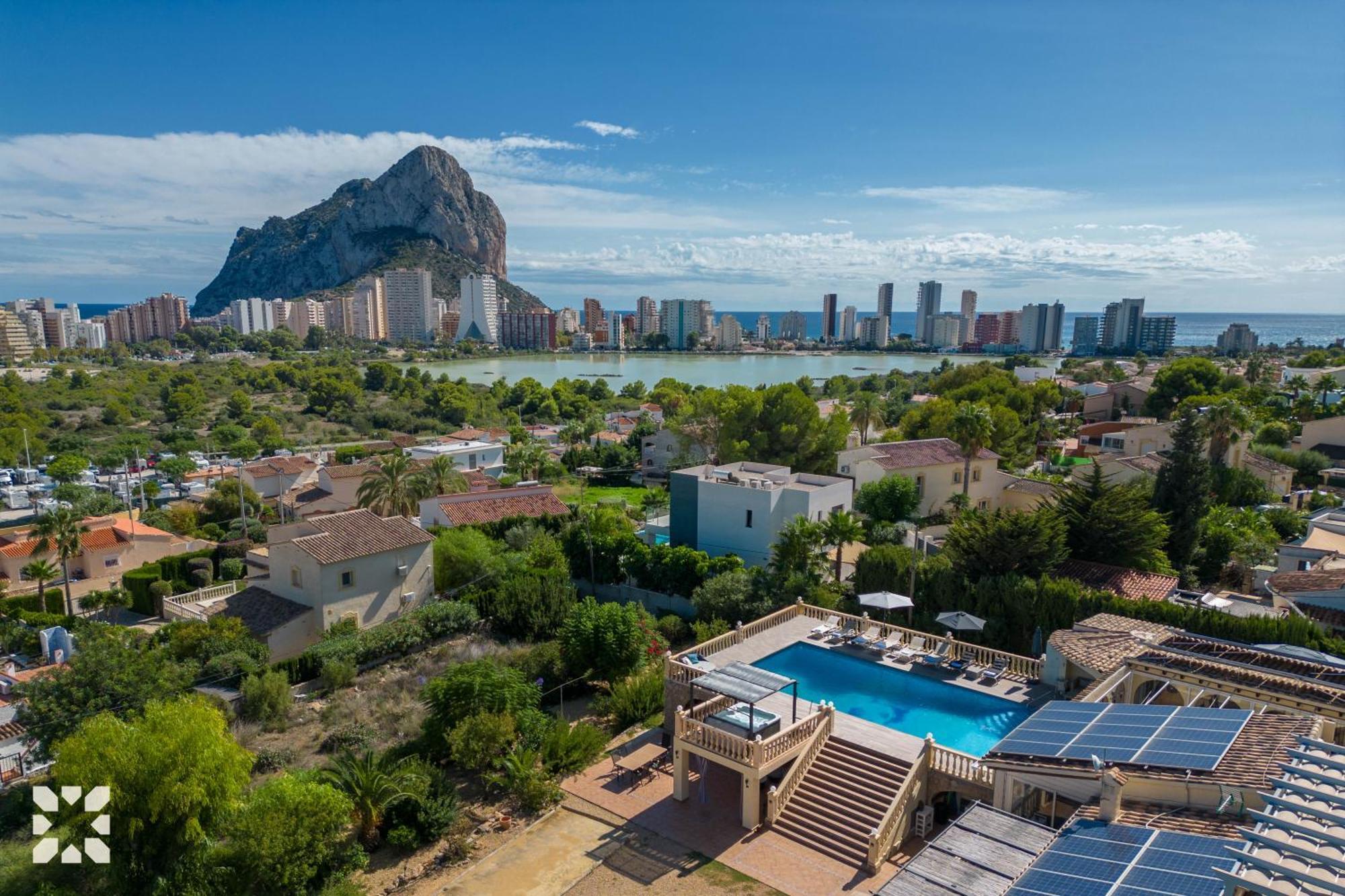 Airlie By Abahana Calpe