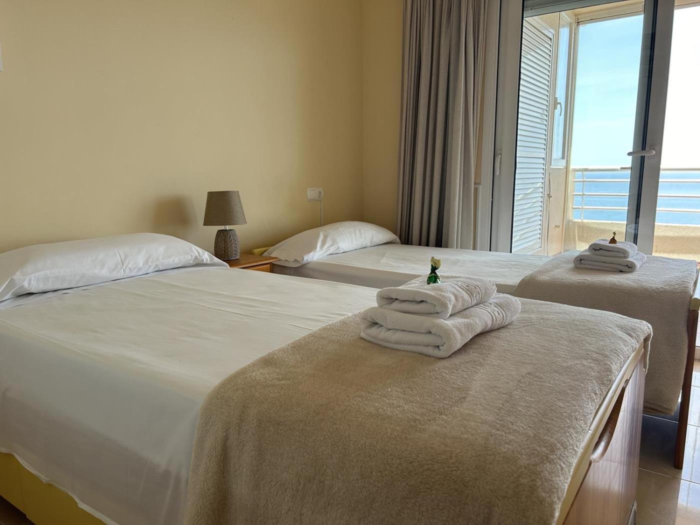 Playa De Oro 15b Sea View Arenal Apartamento