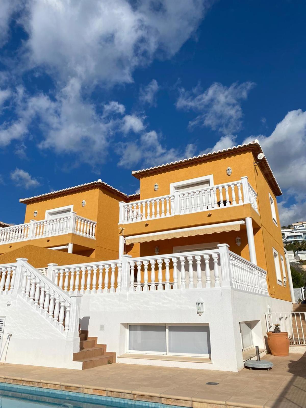 La Casananas Villa *