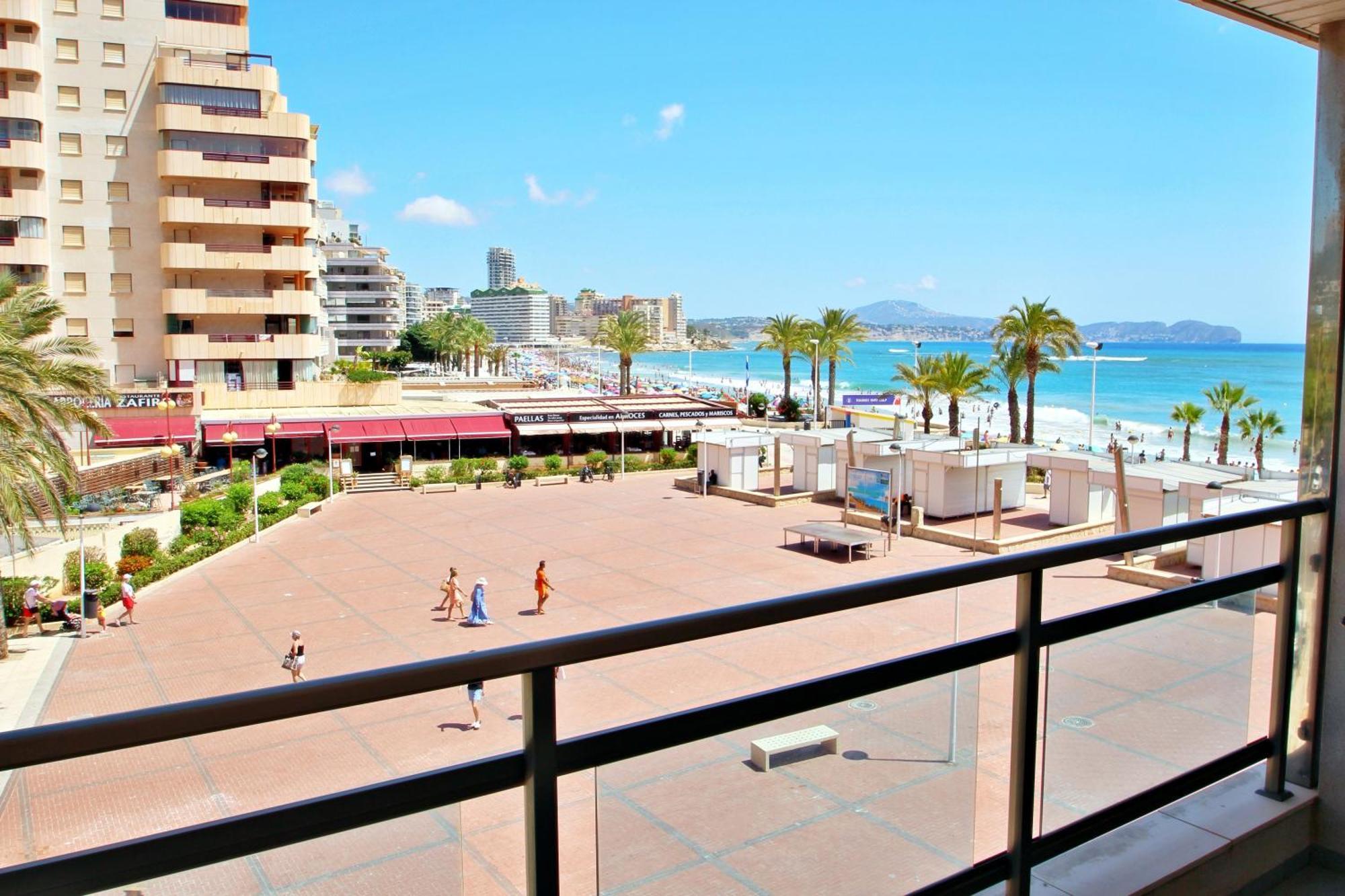Xavier - Oceanfront With Sea Views In Apartment *